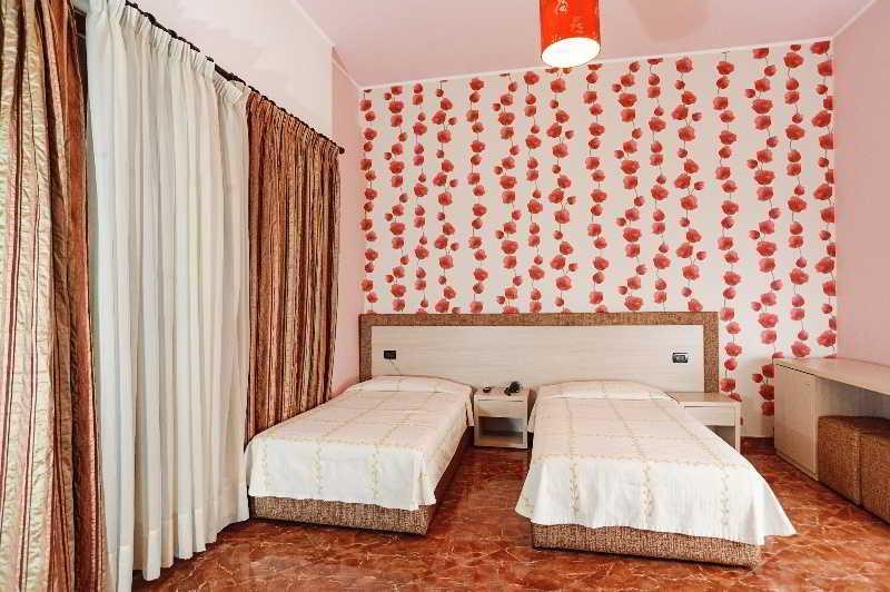 Hotel Serenity Tirana Eksteriør billede