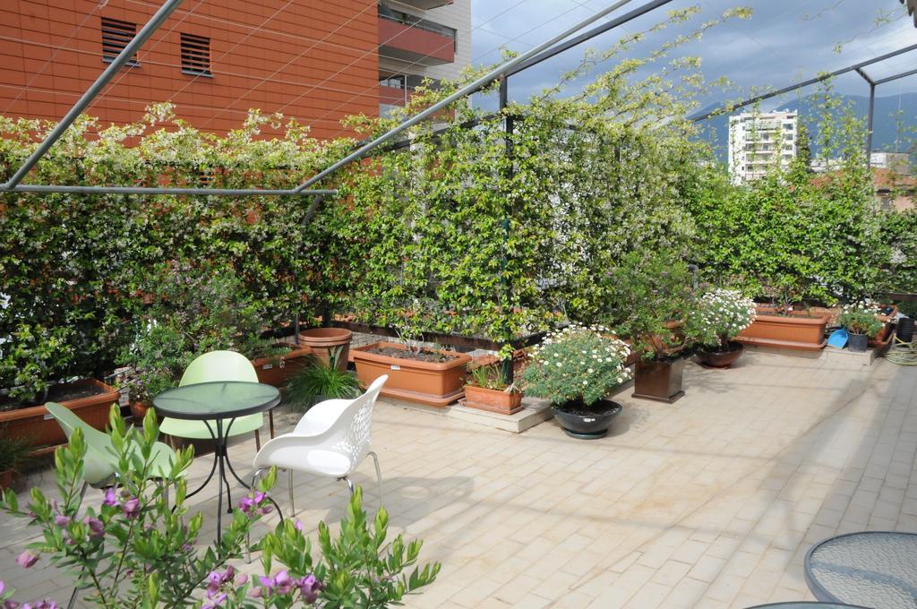 Hotel Serenity Tirana Eksteriør billede