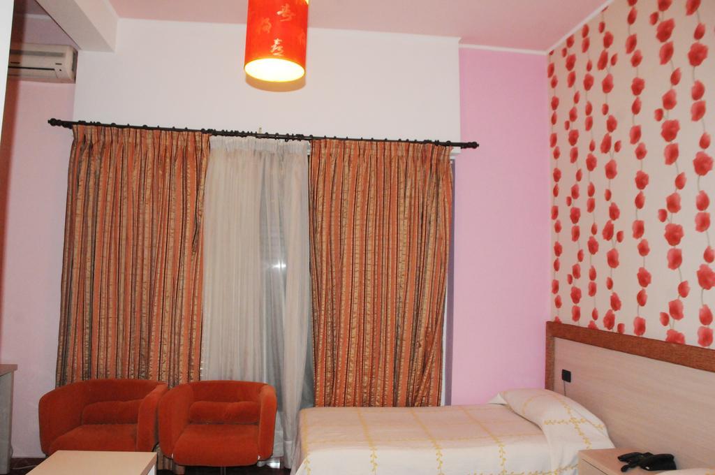 Hotel Serenity Tirana Eksteriør billede