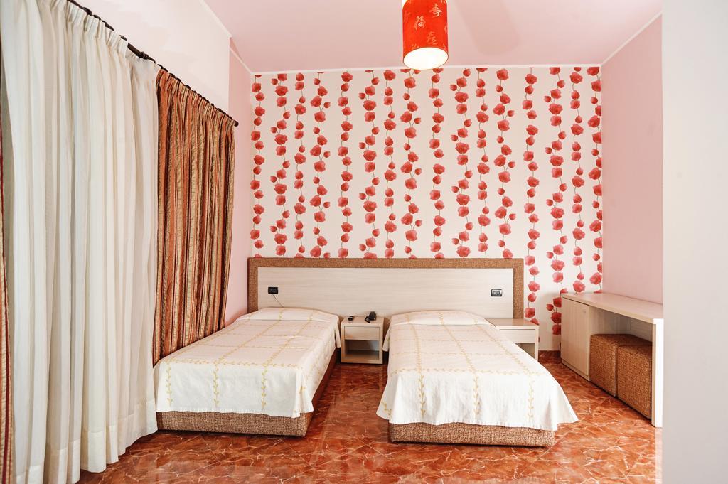 Hotel Serenity Tirana Eksteriør billede