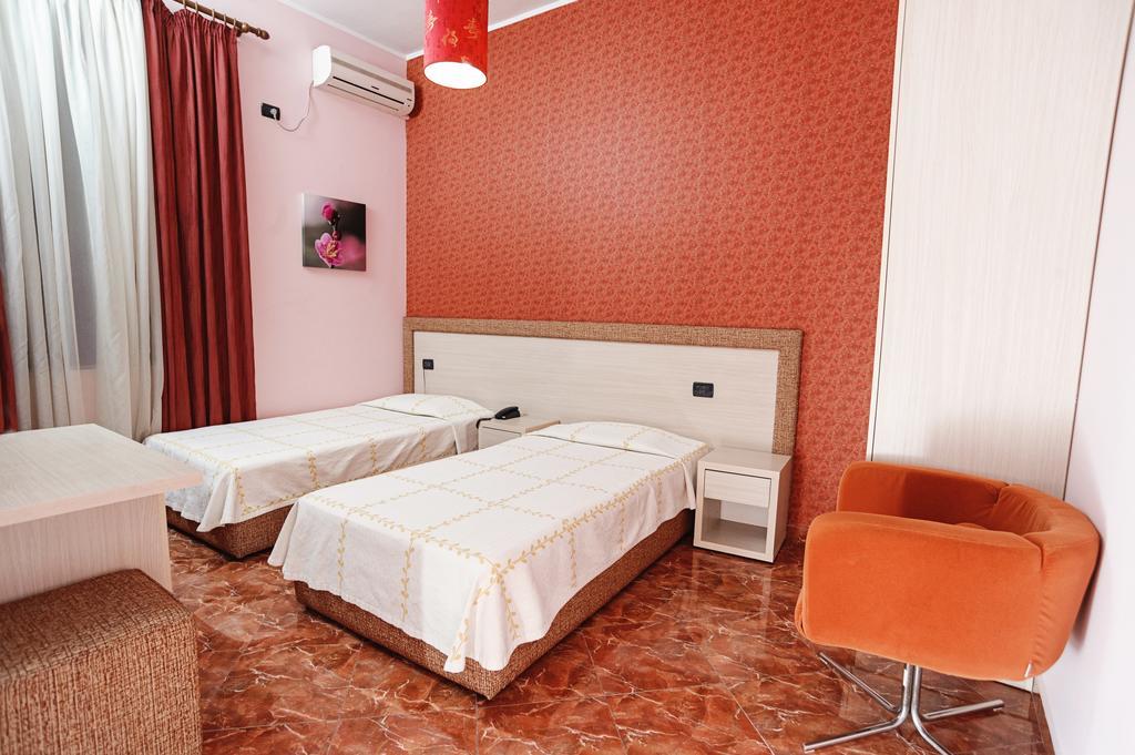 Hotel Serenity Tirana Eksteriør billede